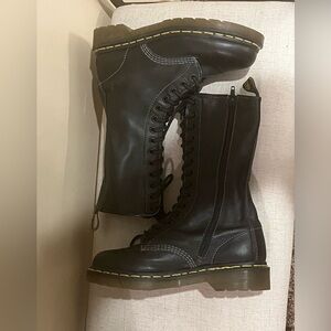 Dr. Martens Black 14 eyelet Boots, size EU 38